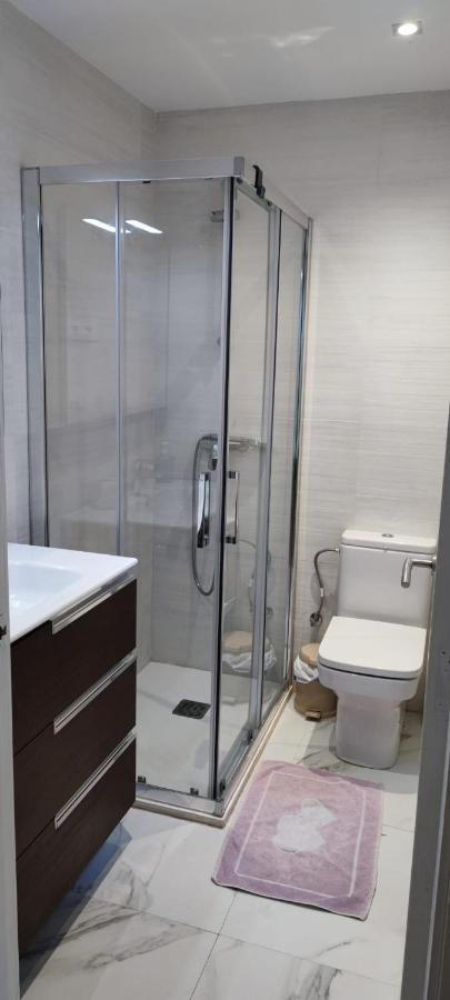 Ferienwohnung Barcelona,Apartamento Con Terraza L’Hospitalet de Llobregat Exterior foto